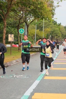 Runner Photo 5674534