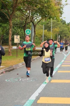 Runner Photo 5674535