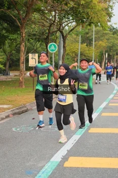 Runner Photo 5674541