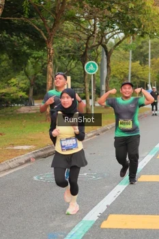 Runner Photo 5674544