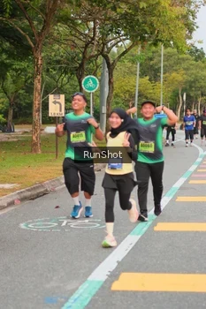 Runner Photo 5674556