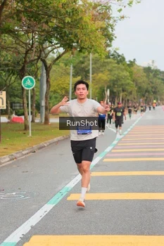 Runner Photo 5674568