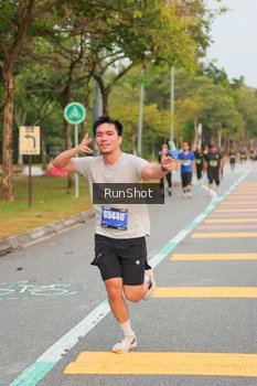 Runner Photo 5674572