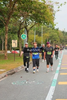 Runner Photo 5674577