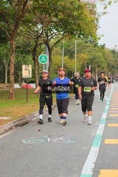Runner Photo 5674584