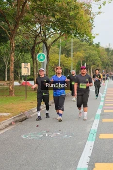 Runner Photo 5674586