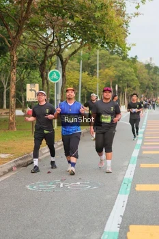 Runner Photo 5674591