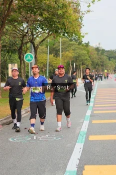 Runner Photo 5674592