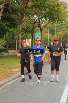 Runner Photo 5674604