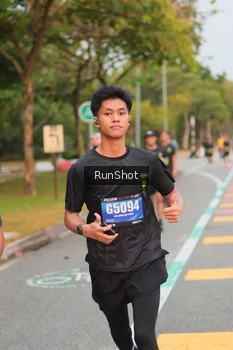 Runner Photo 5674615