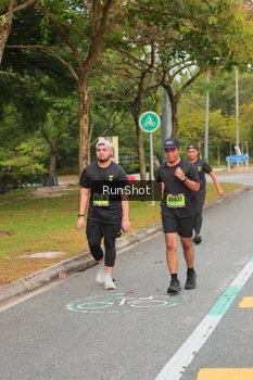 Runner Photo 5674623