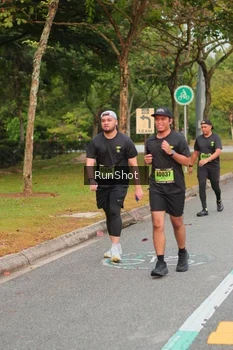 Runner Photo 5674630