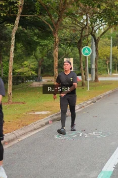 Runner Photo 5674638