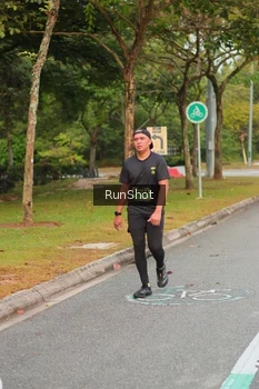 Runner Photo 5674640