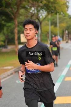 Runner Photo 5674641
