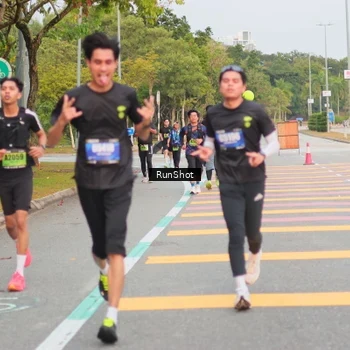 Runner Photo 5674665