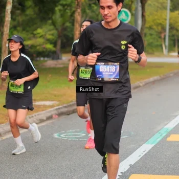 Runner Photo 5674677