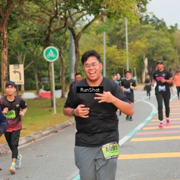 Runner Photo 5674692