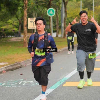 Runner Photo 5674693