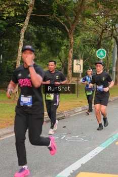 Runner Photo 5674718