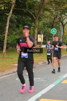 Runner Photo 5674719