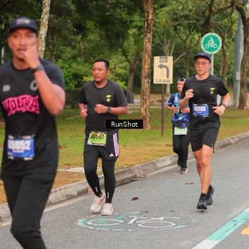 Runner Photo 5674722