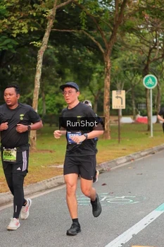 Runner Photo 5674730