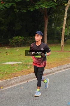 Runner Photo 5674736