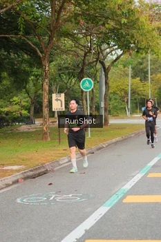 Runner Photo 5674738