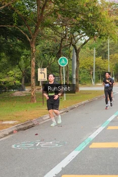 Runner Photo 5674740