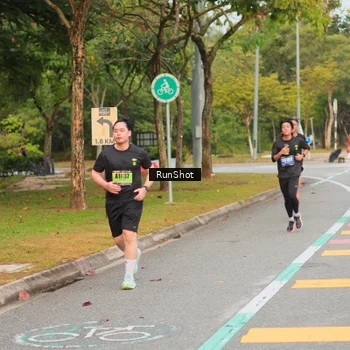Runner Photo 5674747