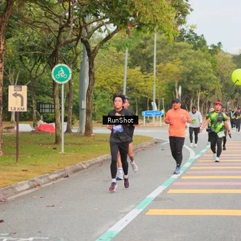 Runner Photo 5674752