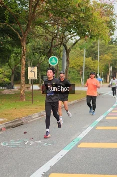 Runner Photo 5674761