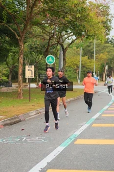 Runner Photo 5674762