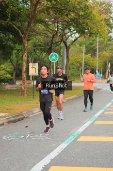 Runner Photo 5674764