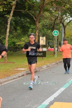 Runner Photo 5674778