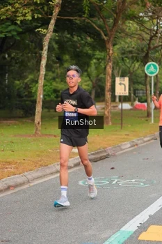 Runner Photo 5674782