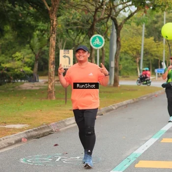 Runner Photo 5674789