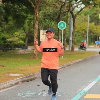 Runner Photo 5674794