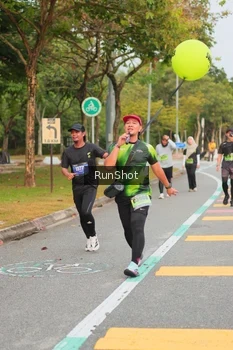 Runner Photo 5674804