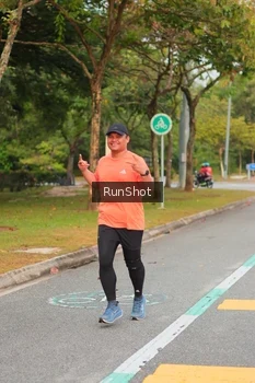 Runner Photo 5674805