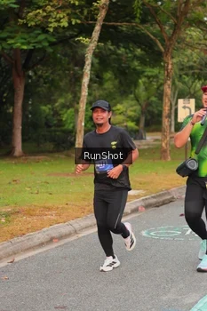 Runner Photo 5674818