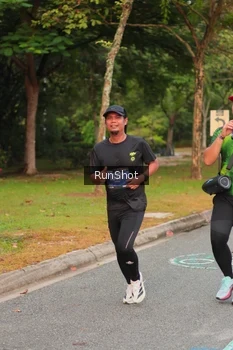 Runner Photo 5674838