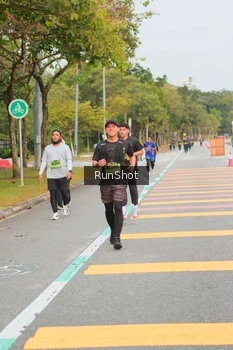 Runner Photo 5674842