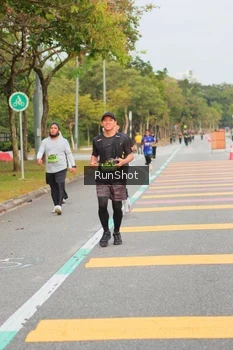 Runner Photo 5674846