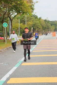 Runner Photo 5674848
