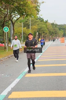 Runner Photo 5674849