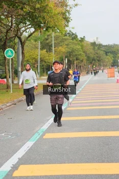 Runner Photo 5674866