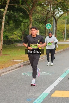 Runner Photo 5674869