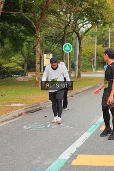 Runner Photo 5674881